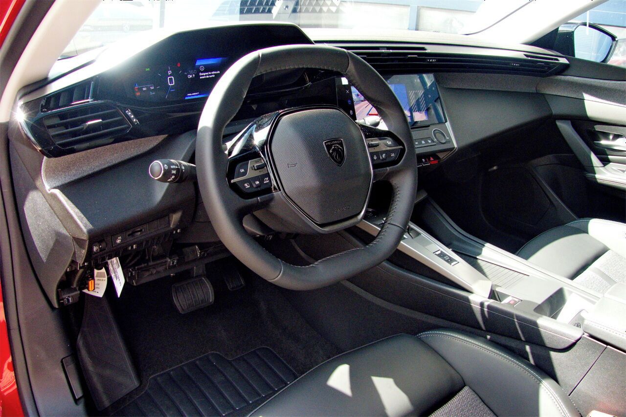 Peugeot 308, ALLURE Hybrid 145 e-DCS6 - fotka 3