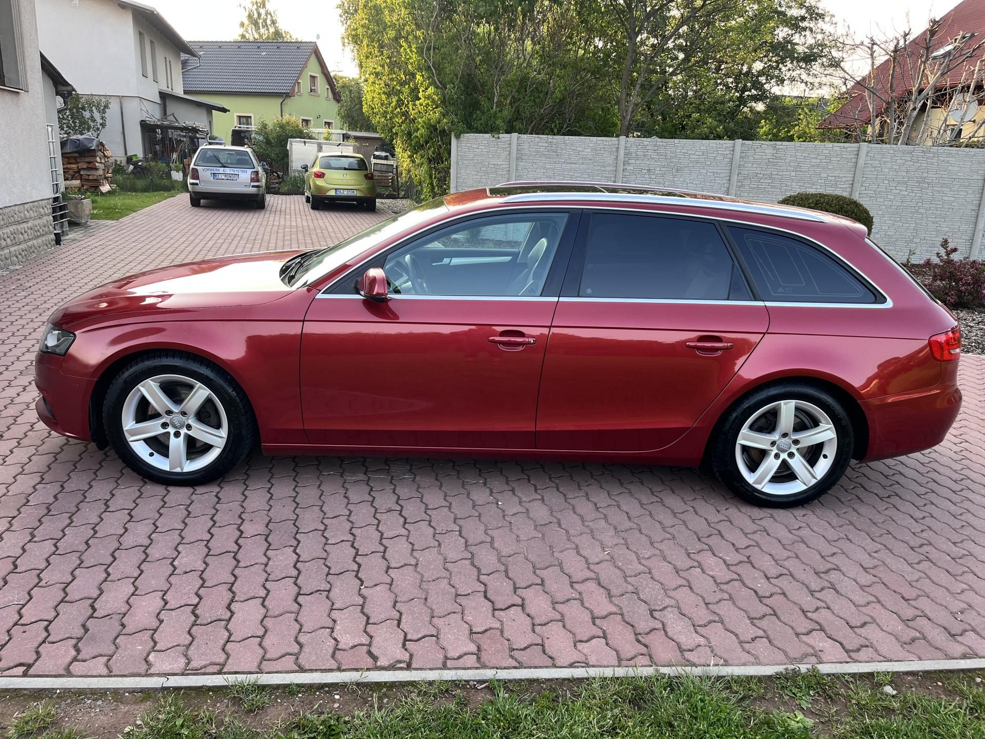 Audi A4, 2.0TDI 125KW,4x4,PANORAMA,XENO - fotka 4