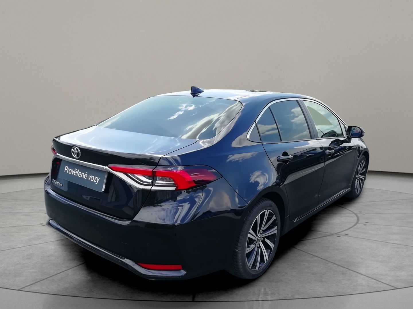 Toyota Corolla, 1,5 6MT Comfort Style Tech - fotka 2