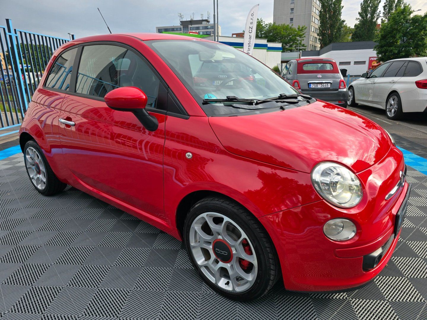 Fiat 500, 1.4i/Edice Rosso Corsa/1.MAJ - fotka 3