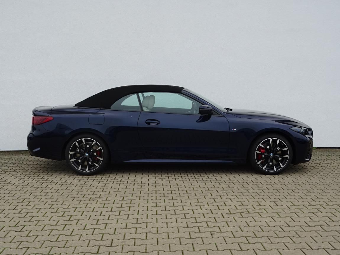 BMW Řada 4, 430i xDrive Convertible - fotka 6