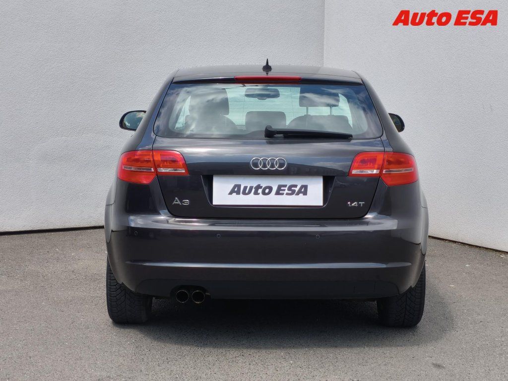 Audi A3, 1.4 TFSi,Attraction,kůže - fotka 5