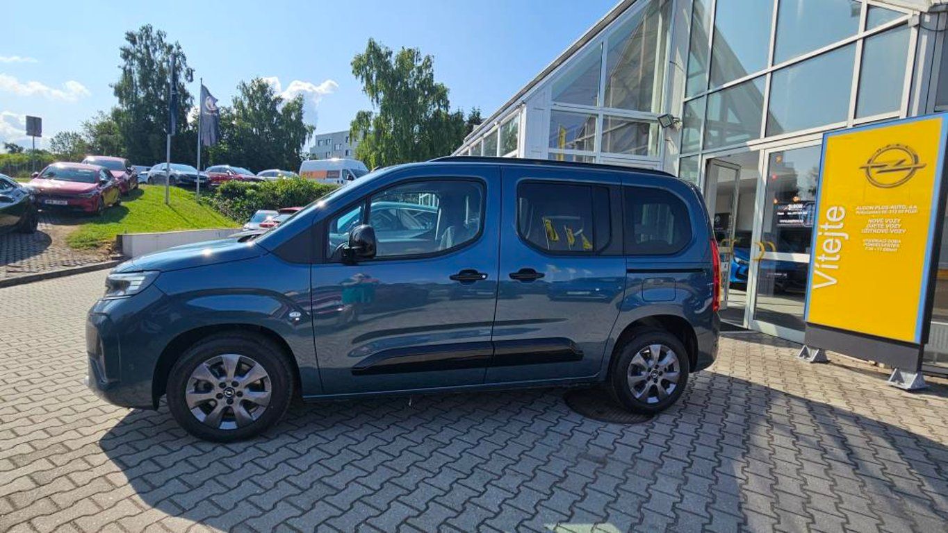 Opel Combo, Eleg. Plus 1.5 CDT 96kW AT8 - fotka 2