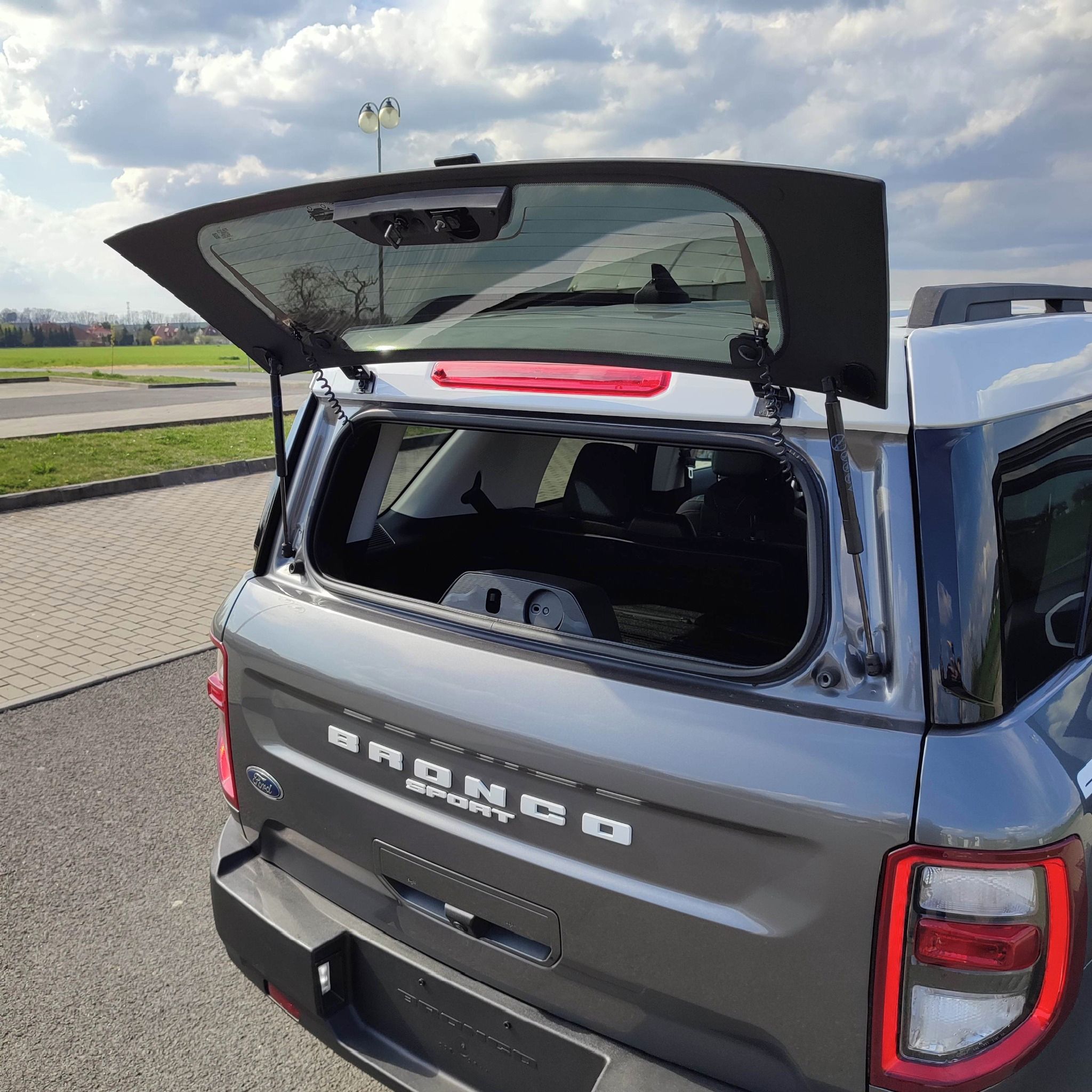 Ford Bronco Sport, 1.5L AT 4X4 135 Kw limit edice - fotka 6