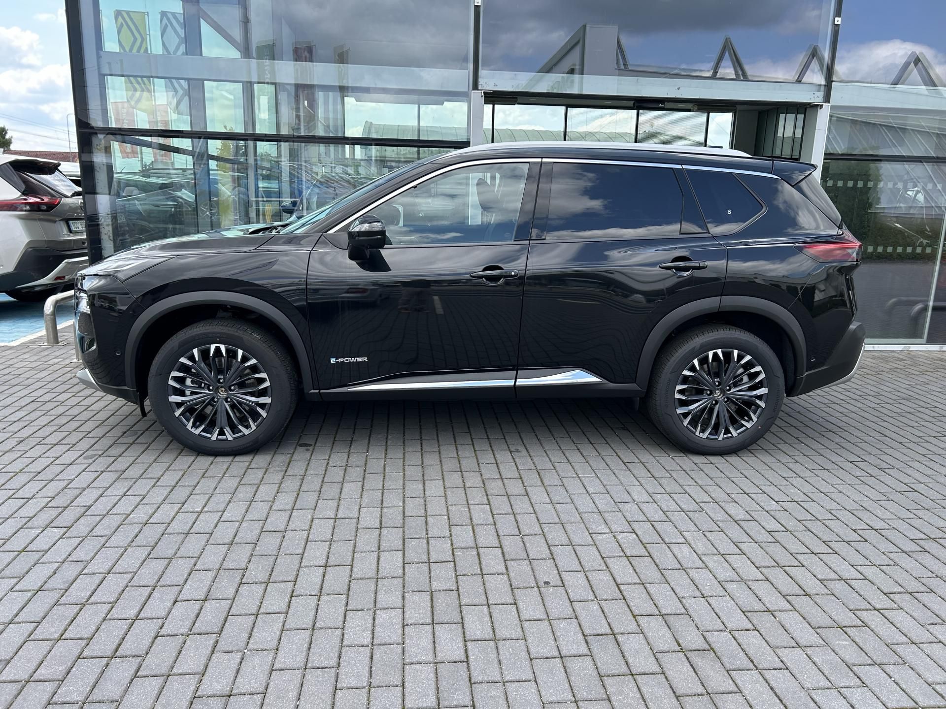Nissan X-Trail, EPOWER 213HP 4x4 Tekna - fotka 4