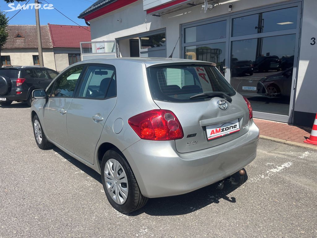 Toyota Auris, fotka 4