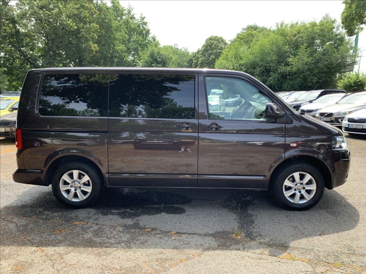 Volkswagen Caravelle, 2,0 TDI  103kW - fotka 4
