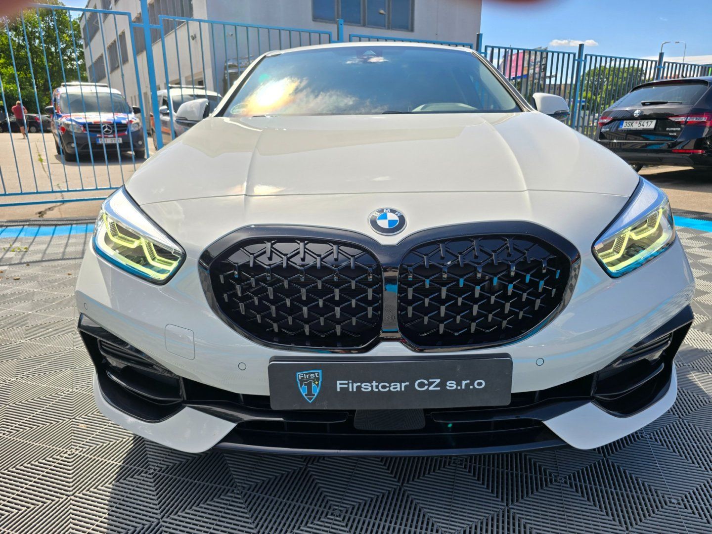 BMW Řada 1, 118d/110kw/2022/LED/PANORAMA - fotka 4