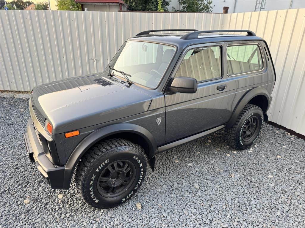 Lada Niva, 1,7 i,4x4,BRONTO,1.maj,původČR - fotka 5