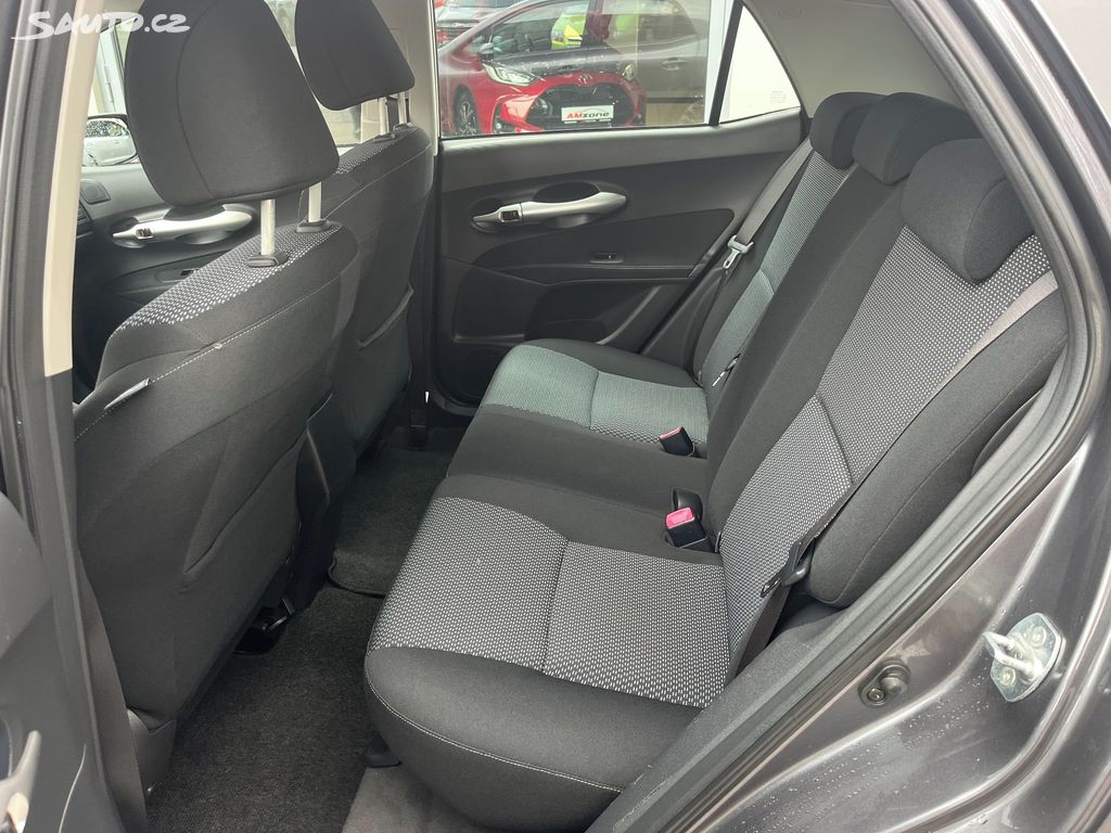 Toyota Auris, fotka 13