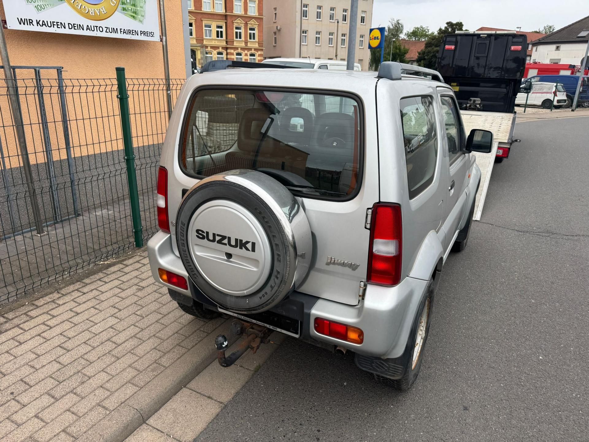 Suzuki Jimny, 1.3i 4x4 TAŽNÉ - fotka 6