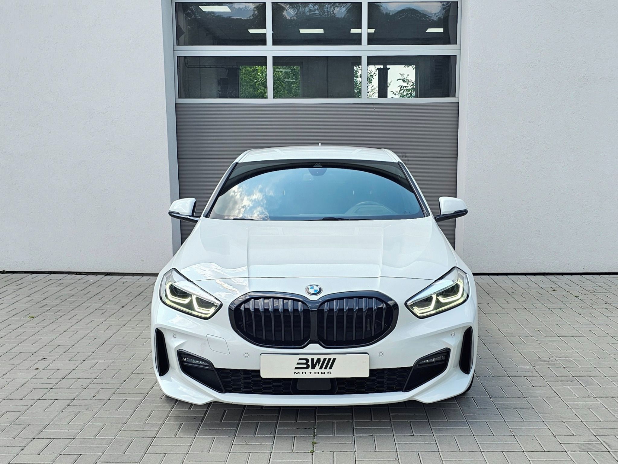 BMW Řada 1, 120d - fotka 2