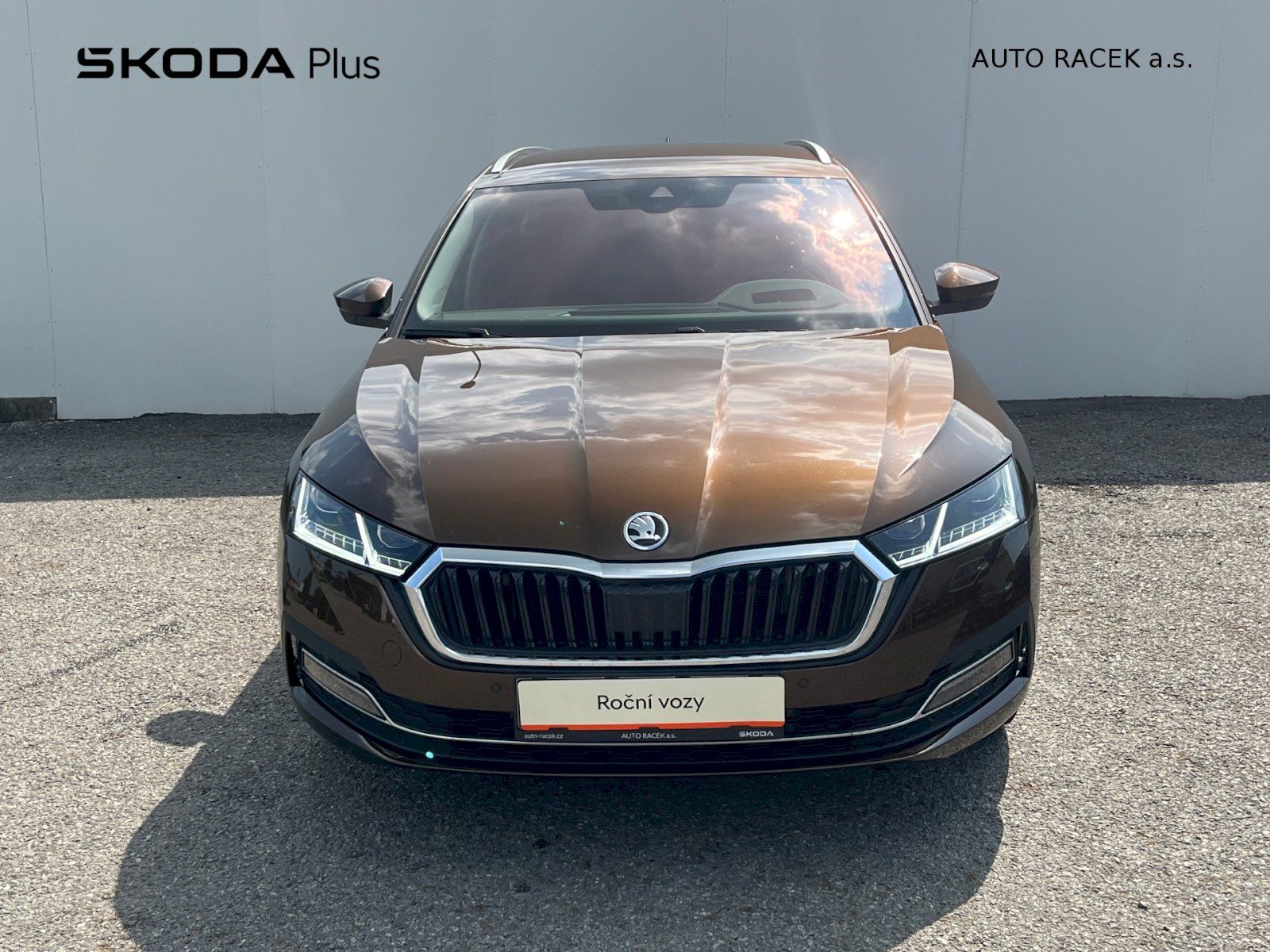 Škoda Octavia, 2.0 TDI 110kW DSG Style Combi - fotka 4