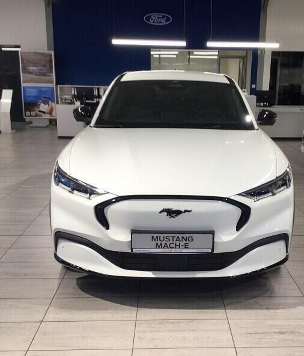 Ford Mustang, - Prmium, 98,7 kWh prodloužný - fotka 2