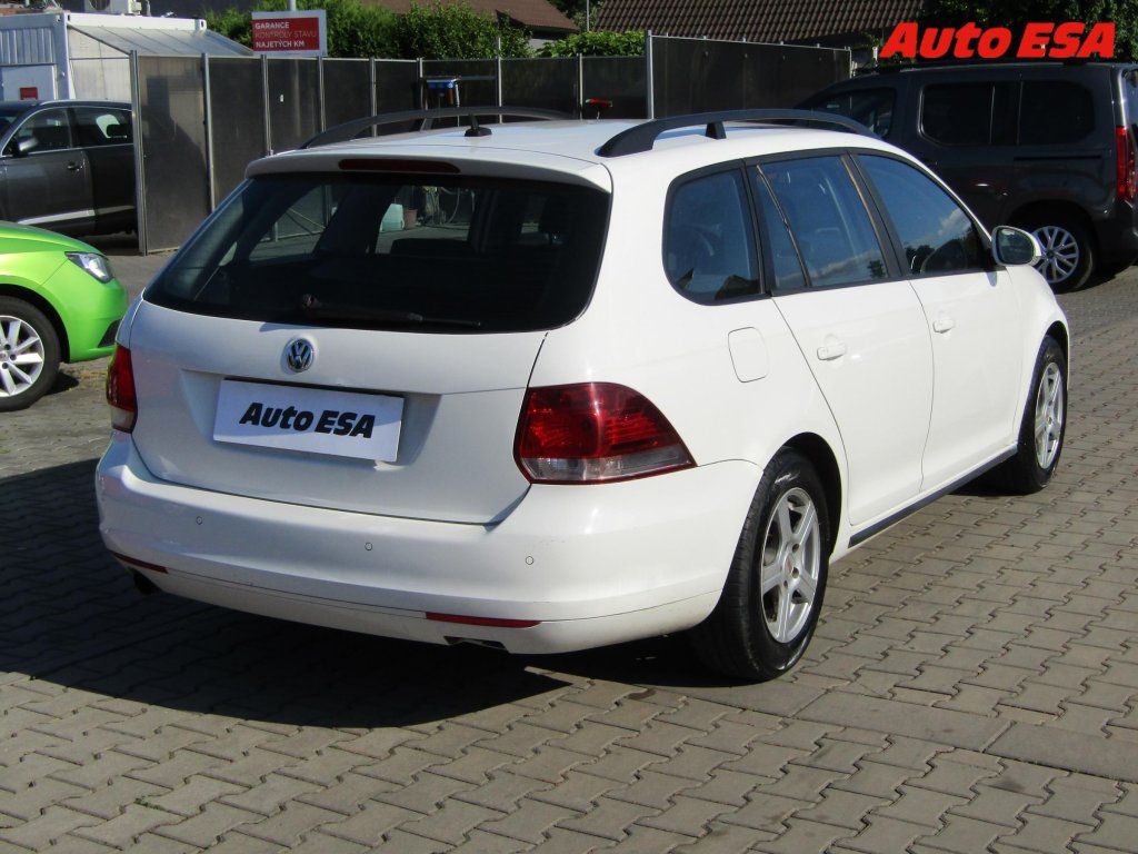 Volkswagen Golf, 1.6 TDi,AC,temp - fotka 4