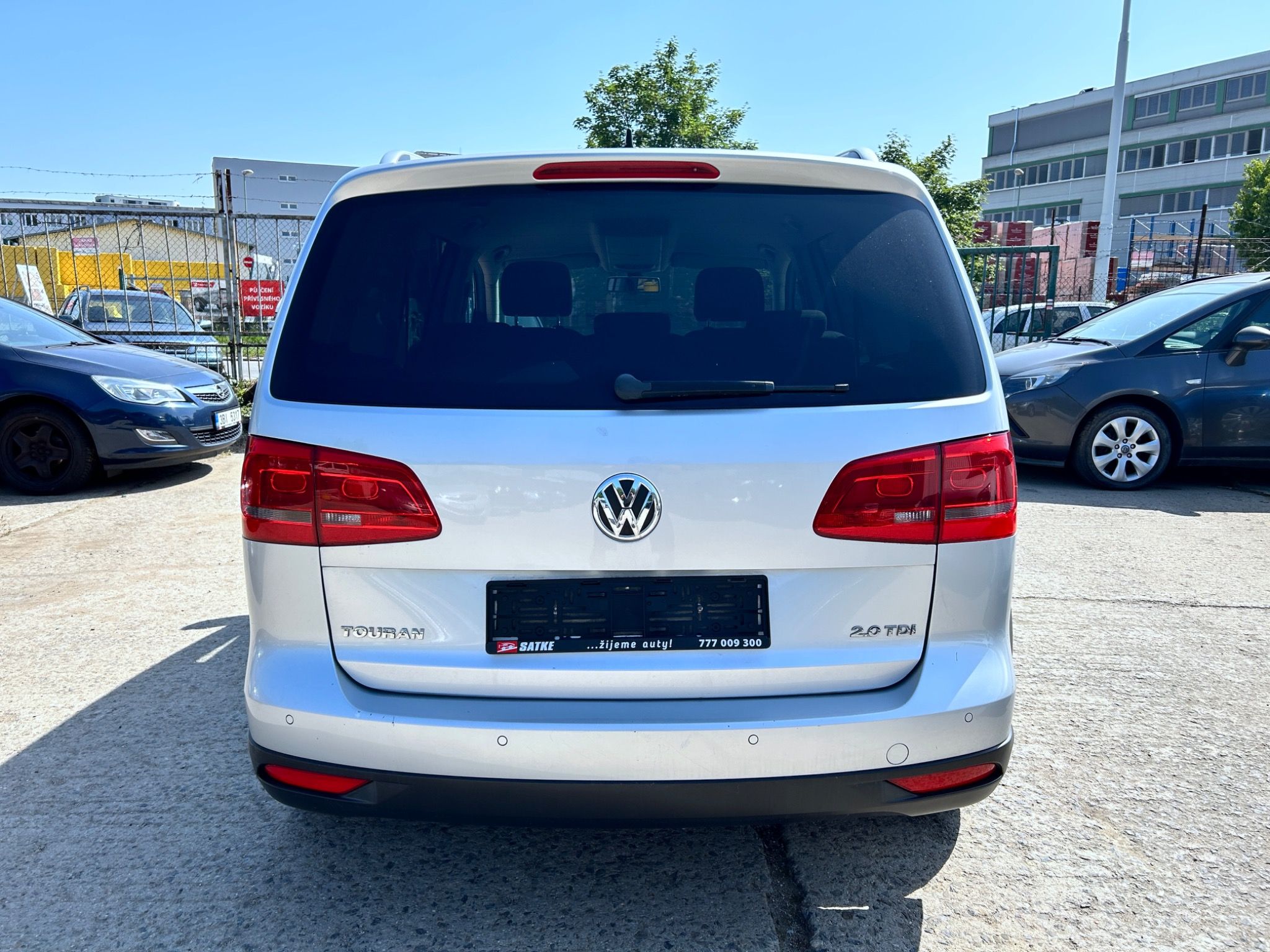 Volkswagen Touran, 2,0 TDi CROSS TOURAN - fotka 6