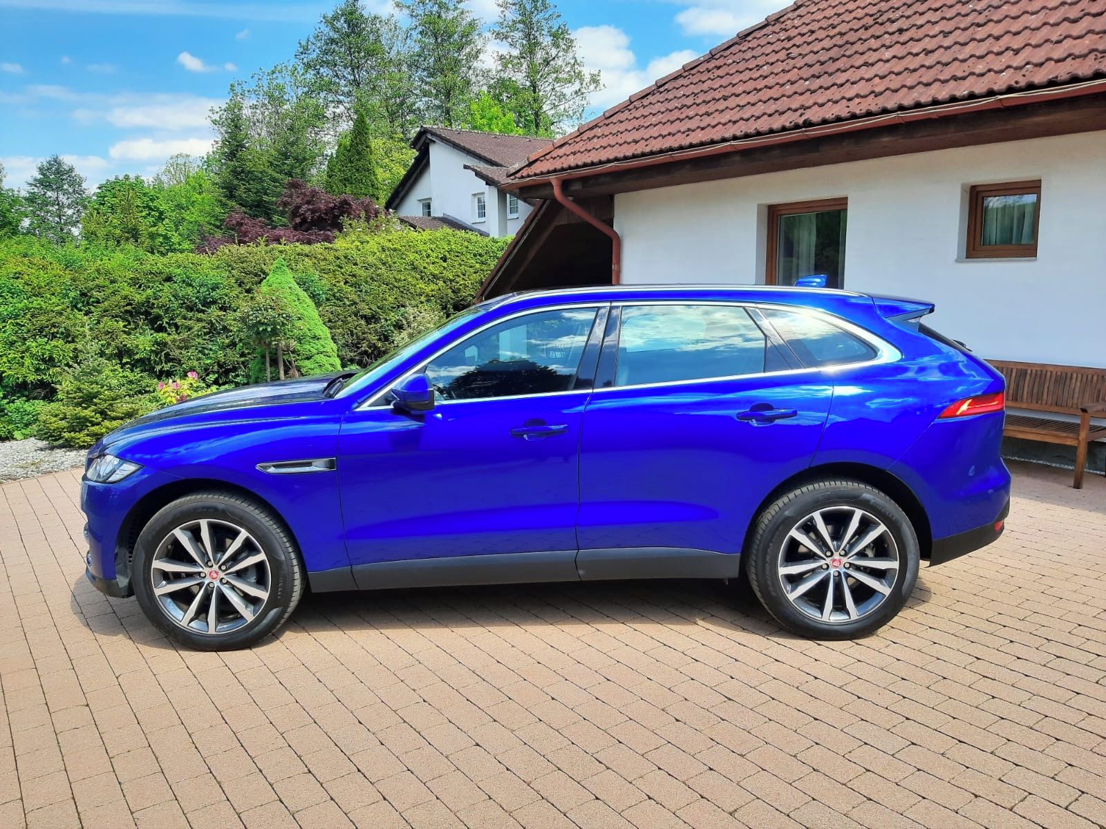 Jaguar F-Pace, 2.0d, AWD, 132kW, Výbava - fotka 6
