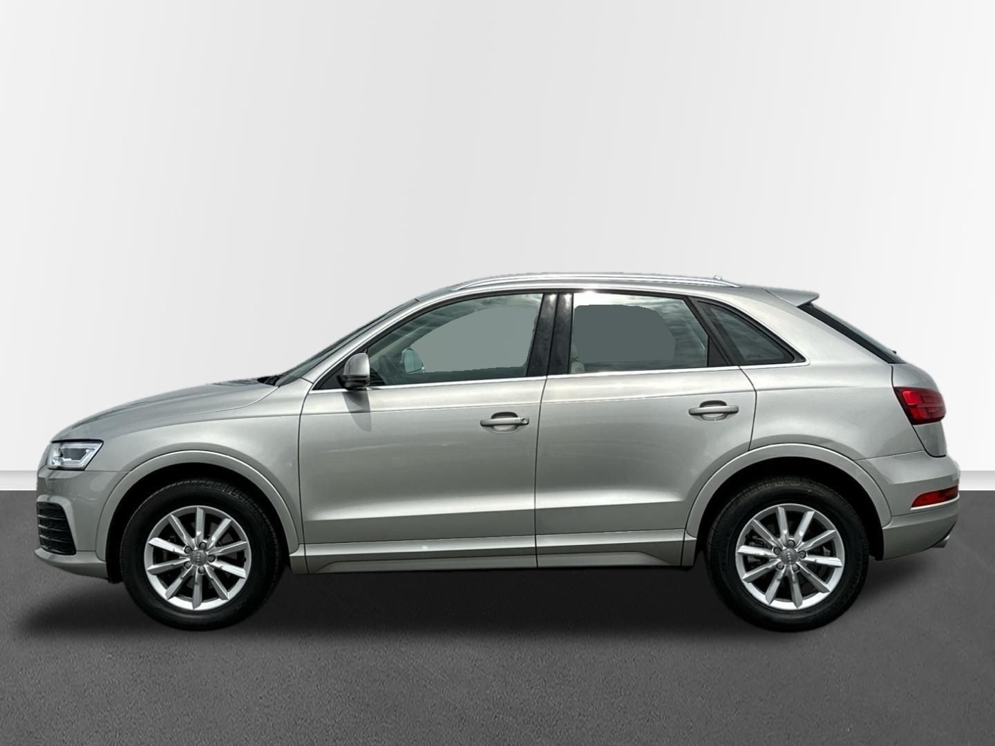 Audi Q3, 2,0 TDI Quattro automat - fotka 3