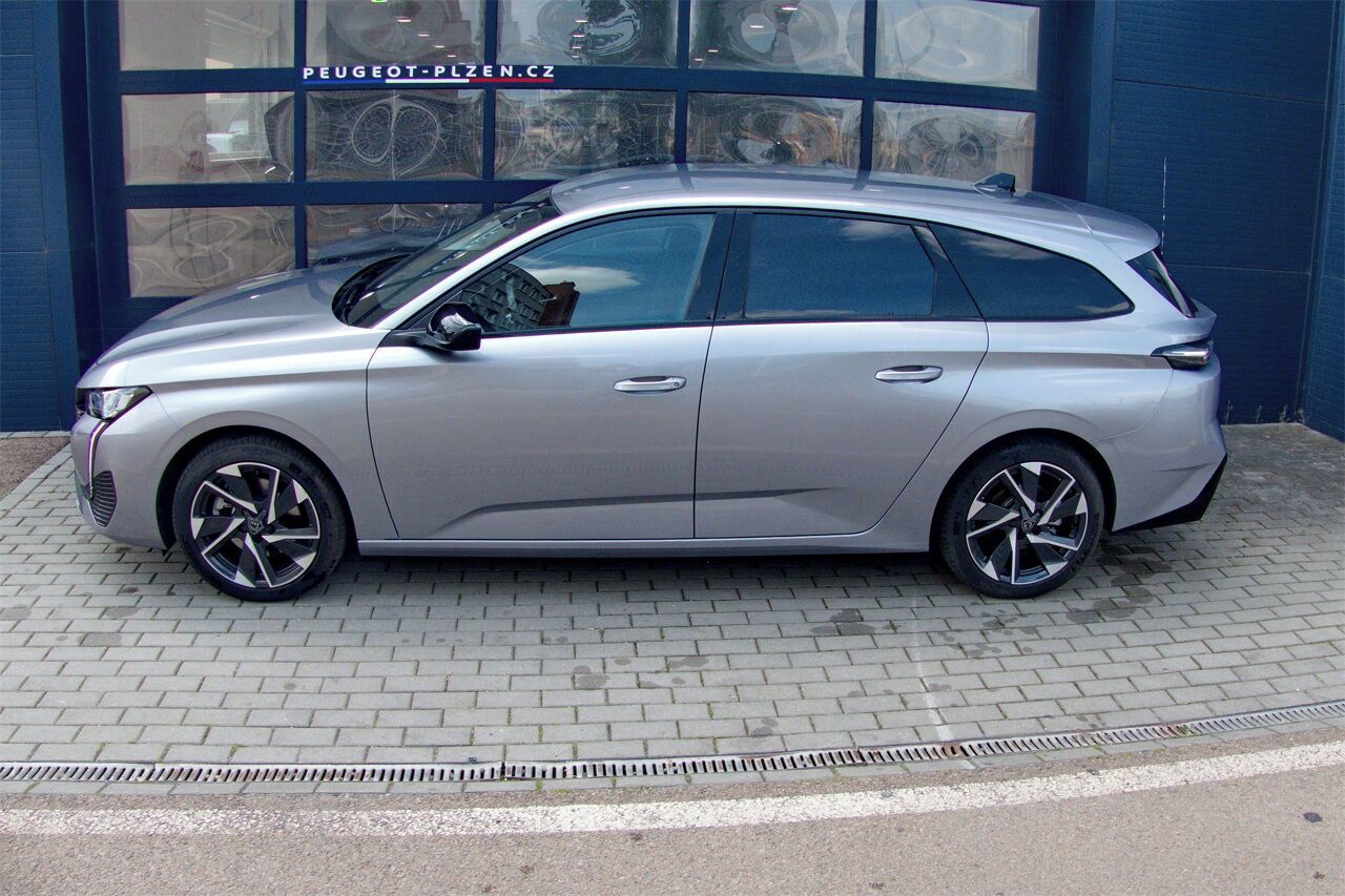 Peugeot 308, SW ALLURE 1.2 PureTech 130 EAT - fotka 6