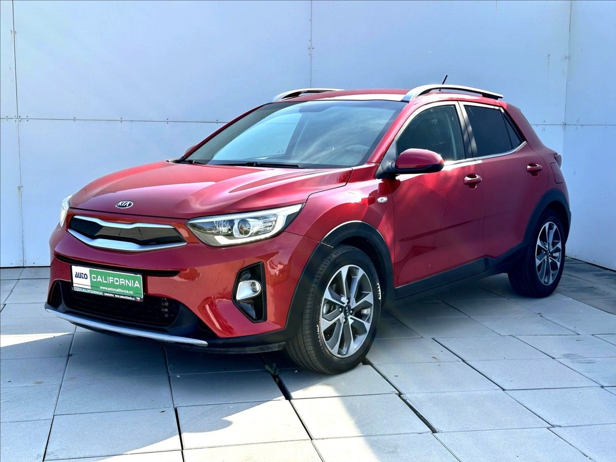 Kia Stonic, 1,6 CRDi Aut.klima,Kamera - fotka 2