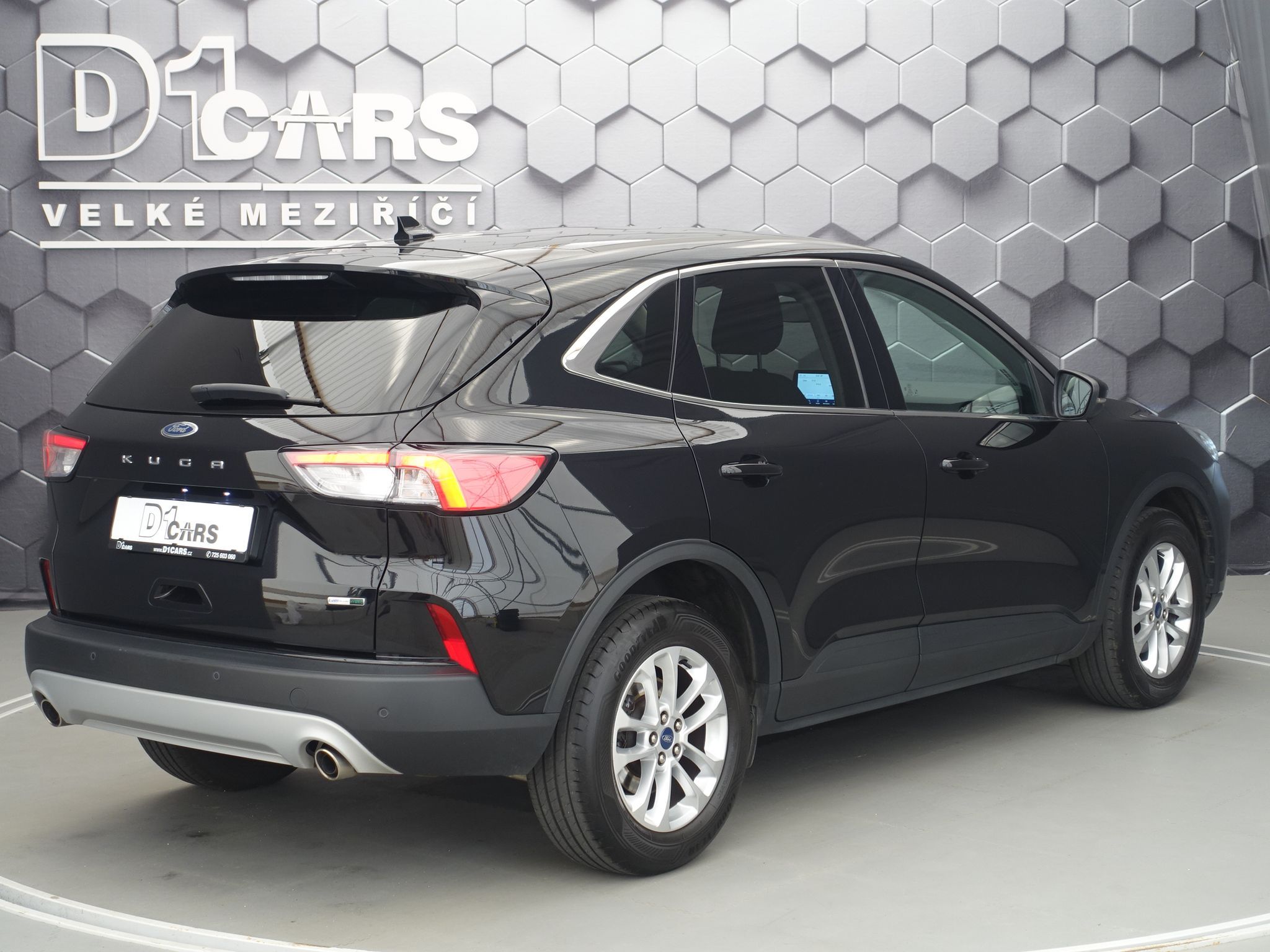 Ford Kuga, 110 kw, Titanium, manuál - fotka 2