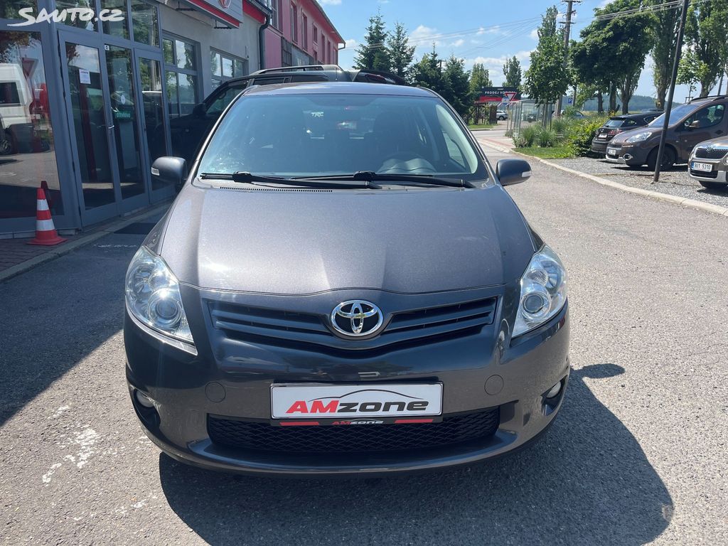 Toyota Auris, fotka 4