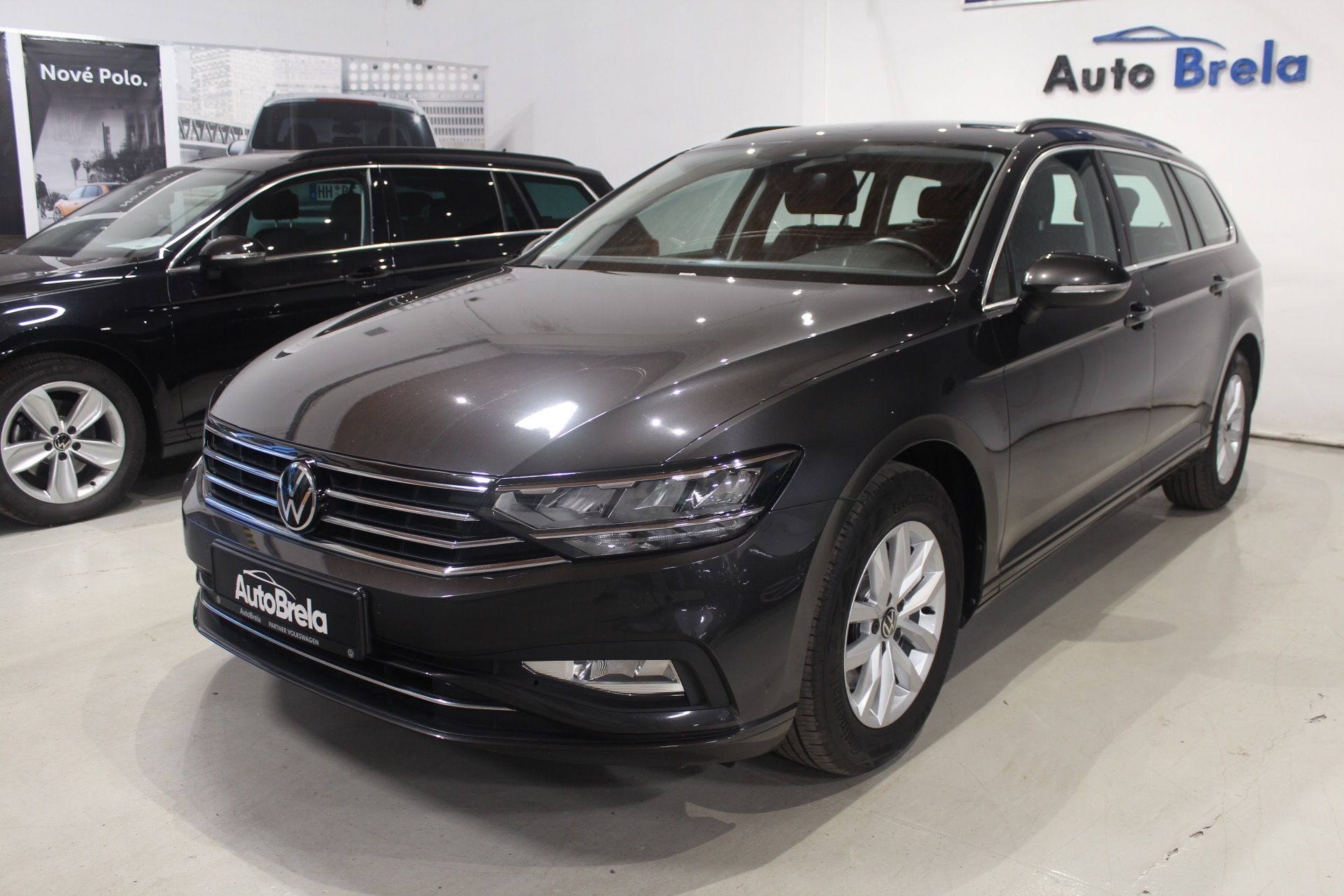 Volkswagen Passat, 2.0TDI DSG Nez. Topení LED - fotka 6
