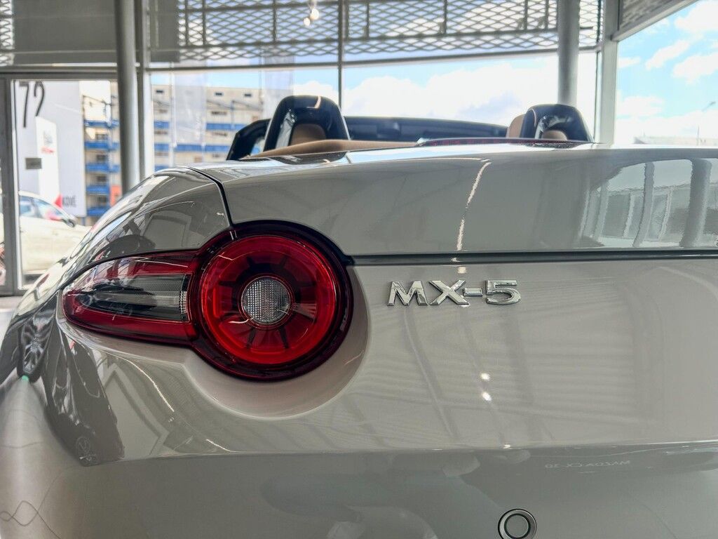 Mazda MX-5, MX-5 1.5L SKYACTIV G 132hp 6MT - fotka 6