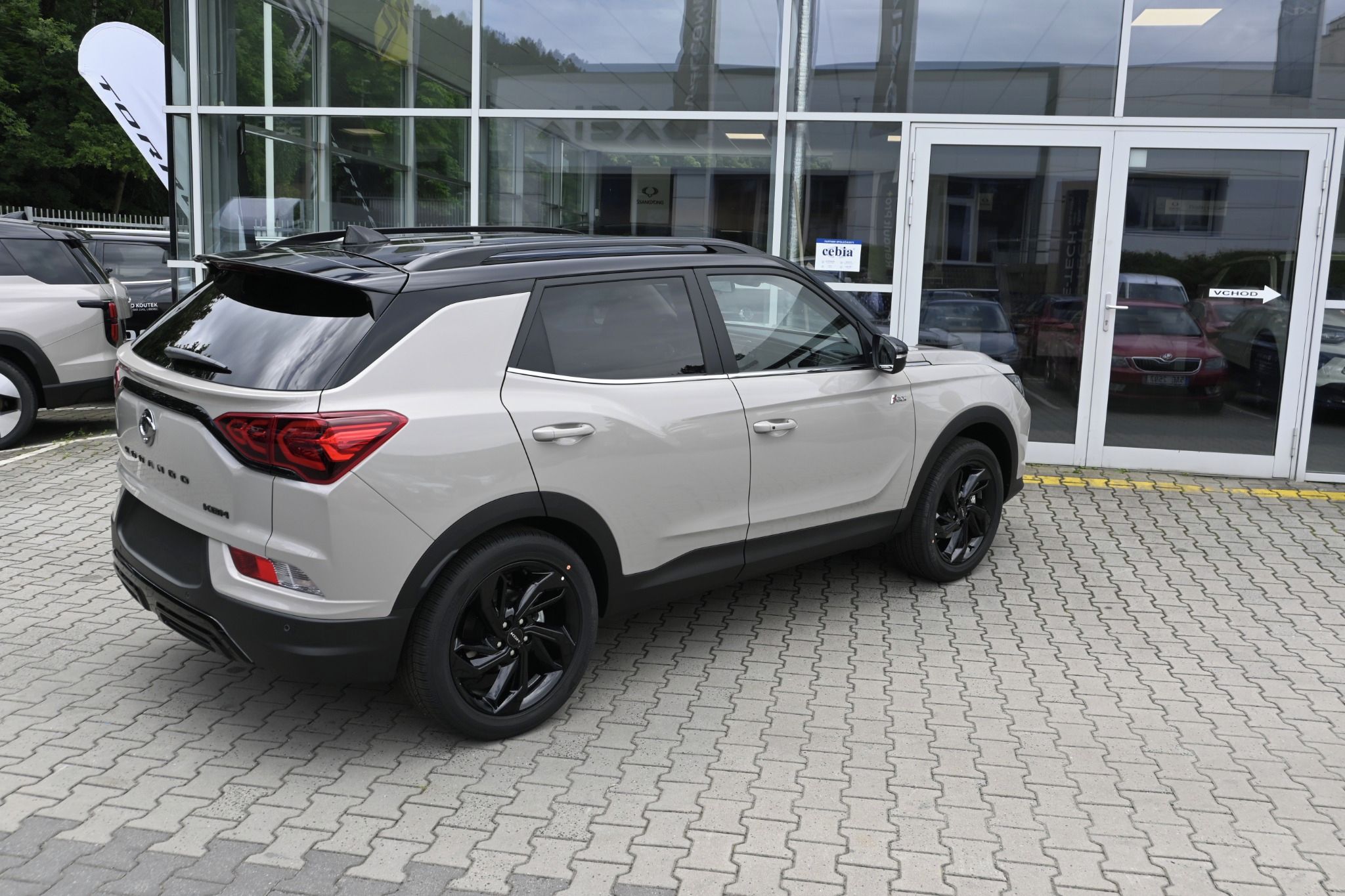 SsangYong Korando, A/T Style+ Black Packet - fotka 4