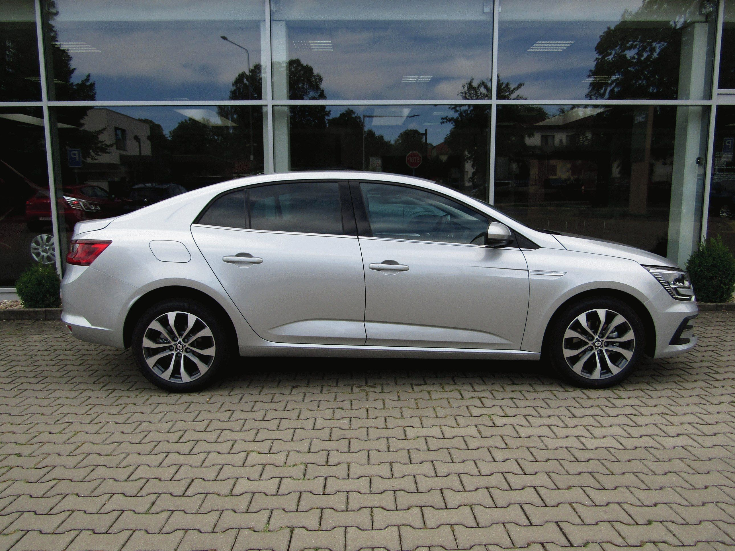 Renault Mégane, GrandCoupé TCe 140 EDC Techno - fotka 3
