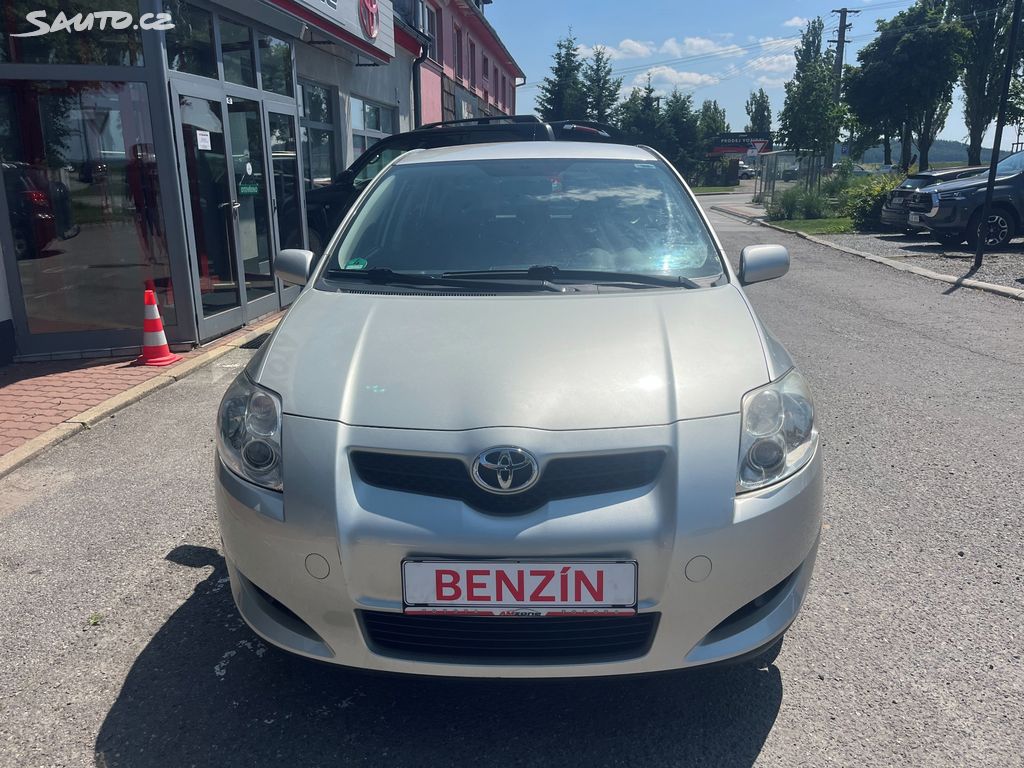 Toyota Auris, fotka 5
