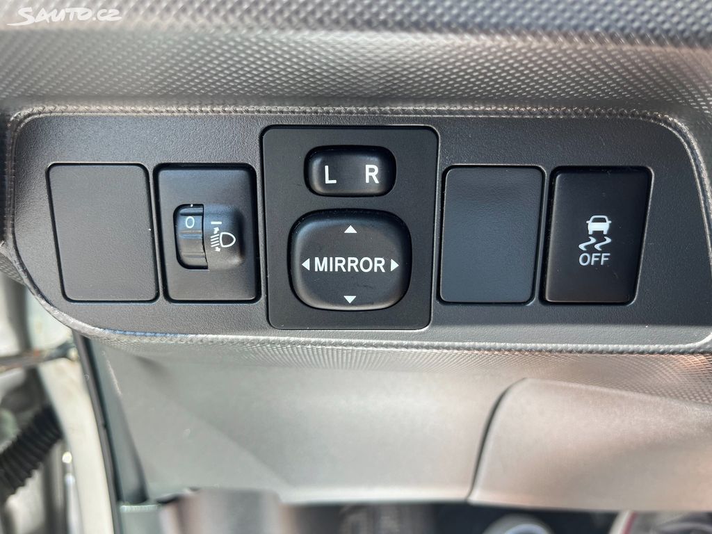 Toyota Auris, fotka 20