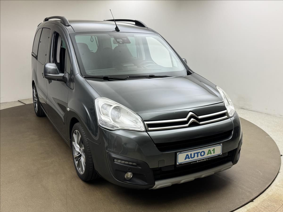Citroën Berlingo, 1,6 HDi 88kW SHINE LED CZ DPH - fotka 3