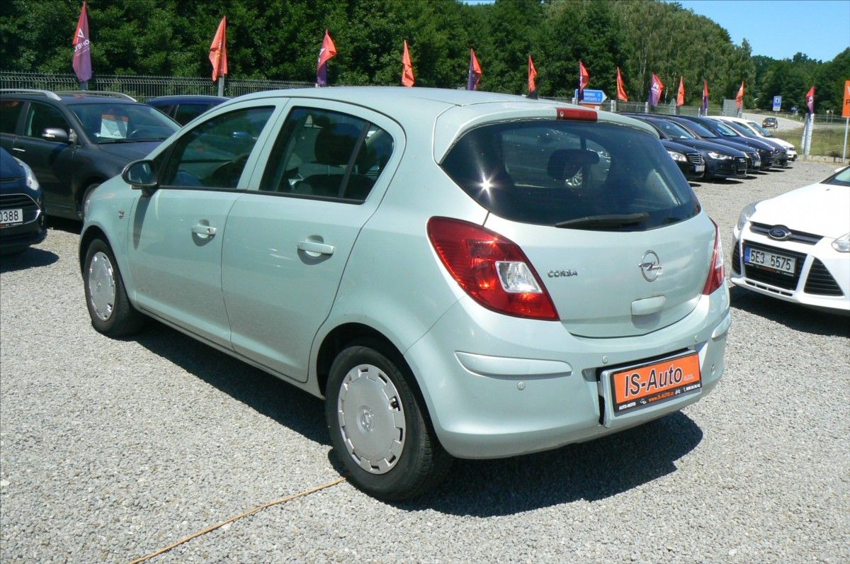 Opel Corsa, 1,2 ECOTEC  -výsuvný nosič kol - fotka 6