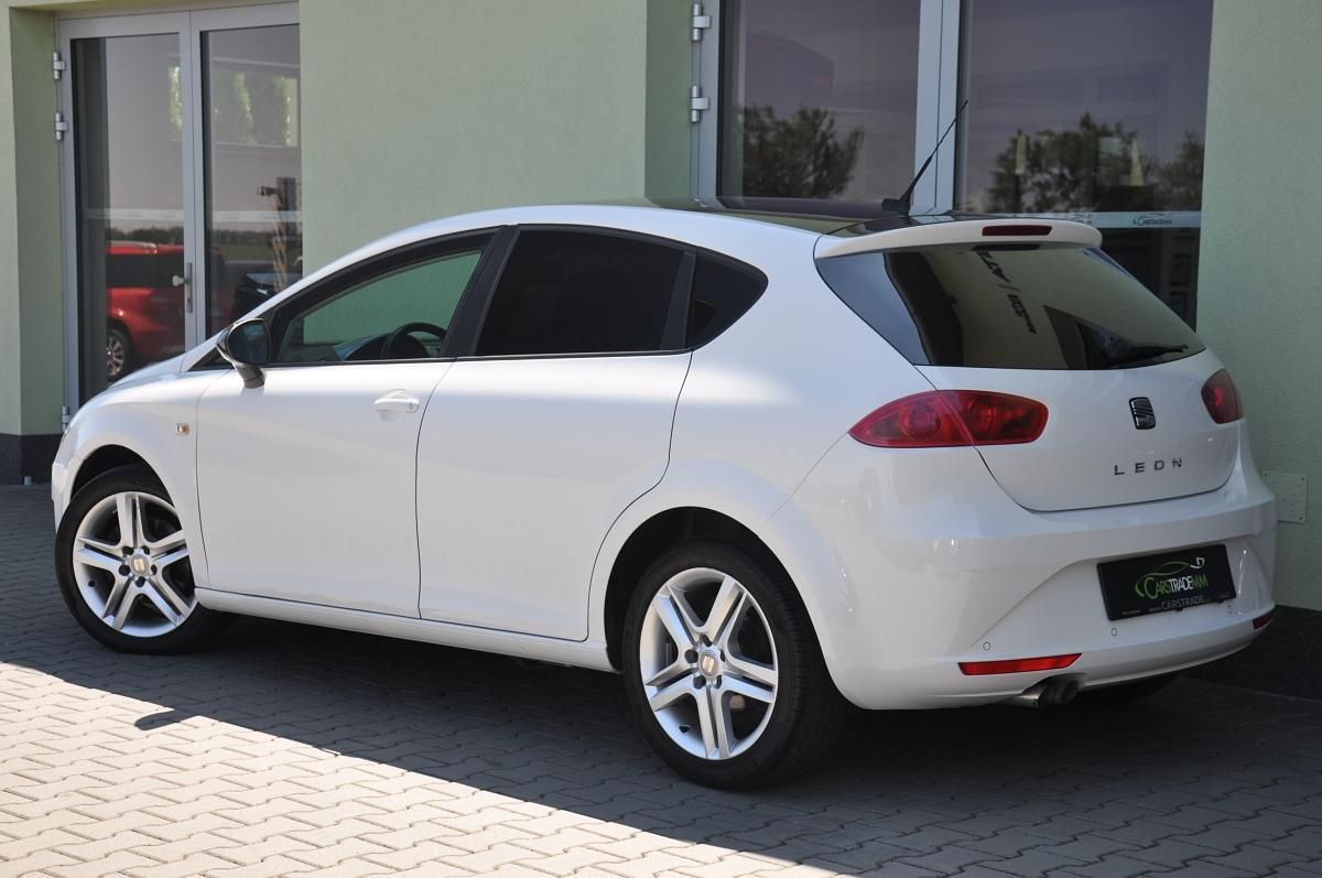 Seat Leon, 2.0TDi STYLE NAVI - fotka 3
