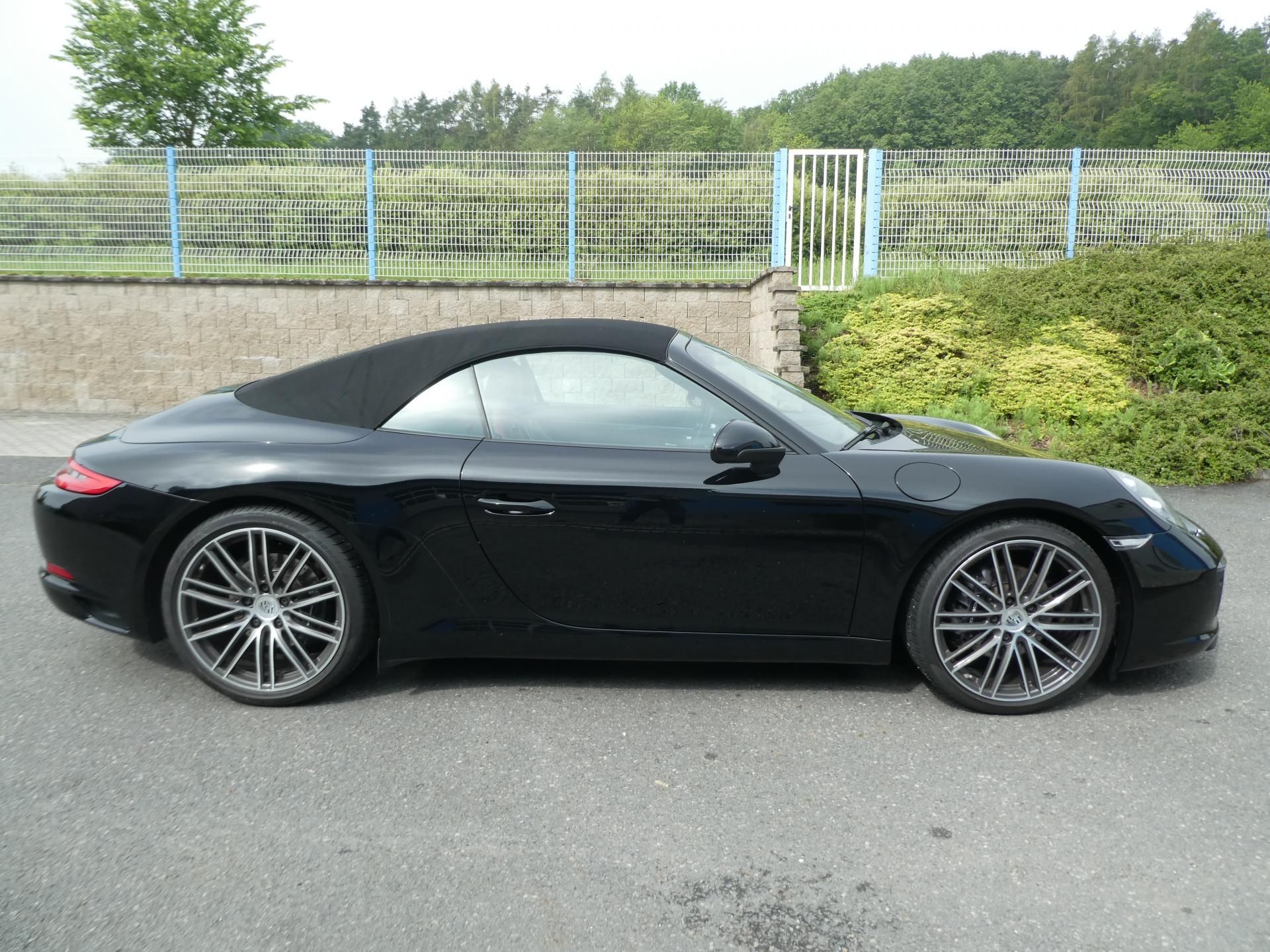 Porsche 911, CARRERA CABRIOLET - fotka 3