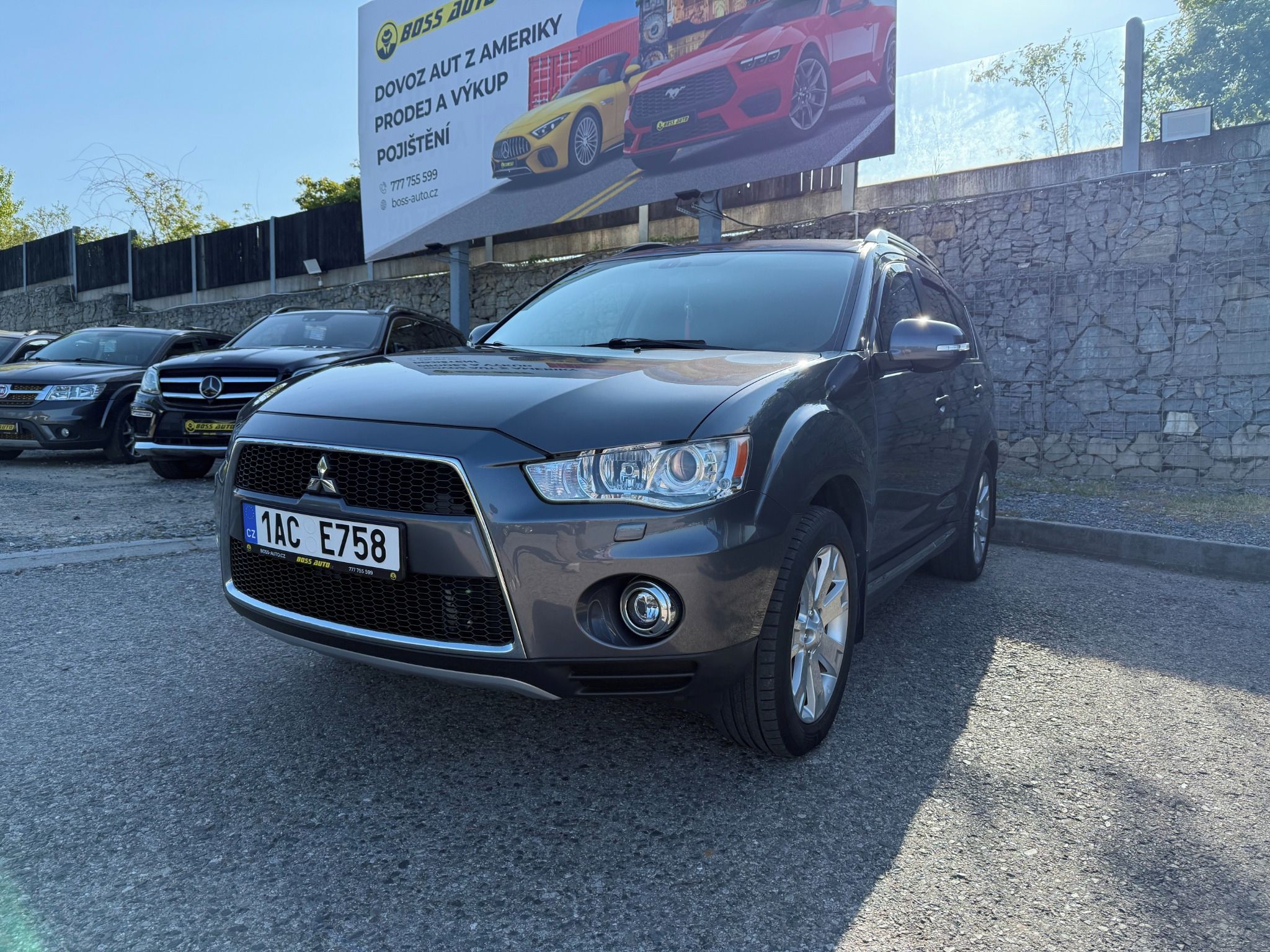 Mitsubishi Outlander, Mitsubishi Outlander XL 2011 - fotka 3