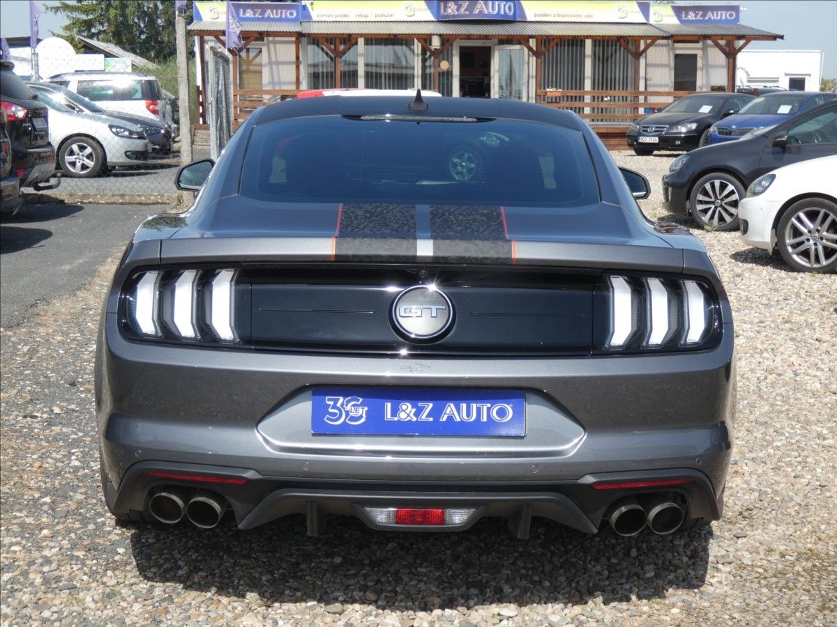 Ford Mustang, 5,0 GT V8 - fotka 5