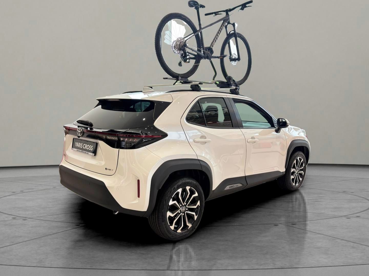 Toyota Yaris, Style      Yaris Cross MC24 - - fotka 6