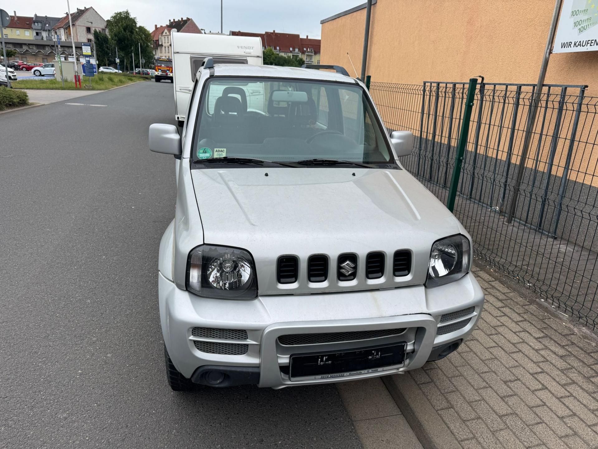 Suzuki Jimny, 1.3i 4x4 TAŽNÉ - fotka 2