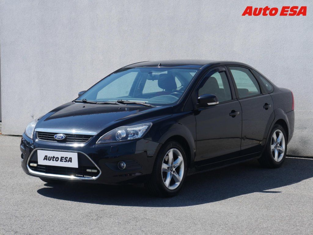 Ford Focus, 1.6 i,xenon,autoAC - fotka 2
