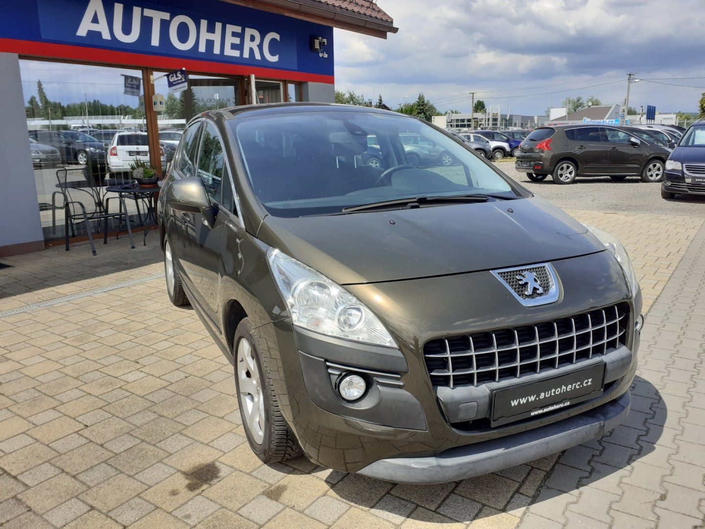 Peugeot 3008, 1.6 i 88 kW - fotka 2