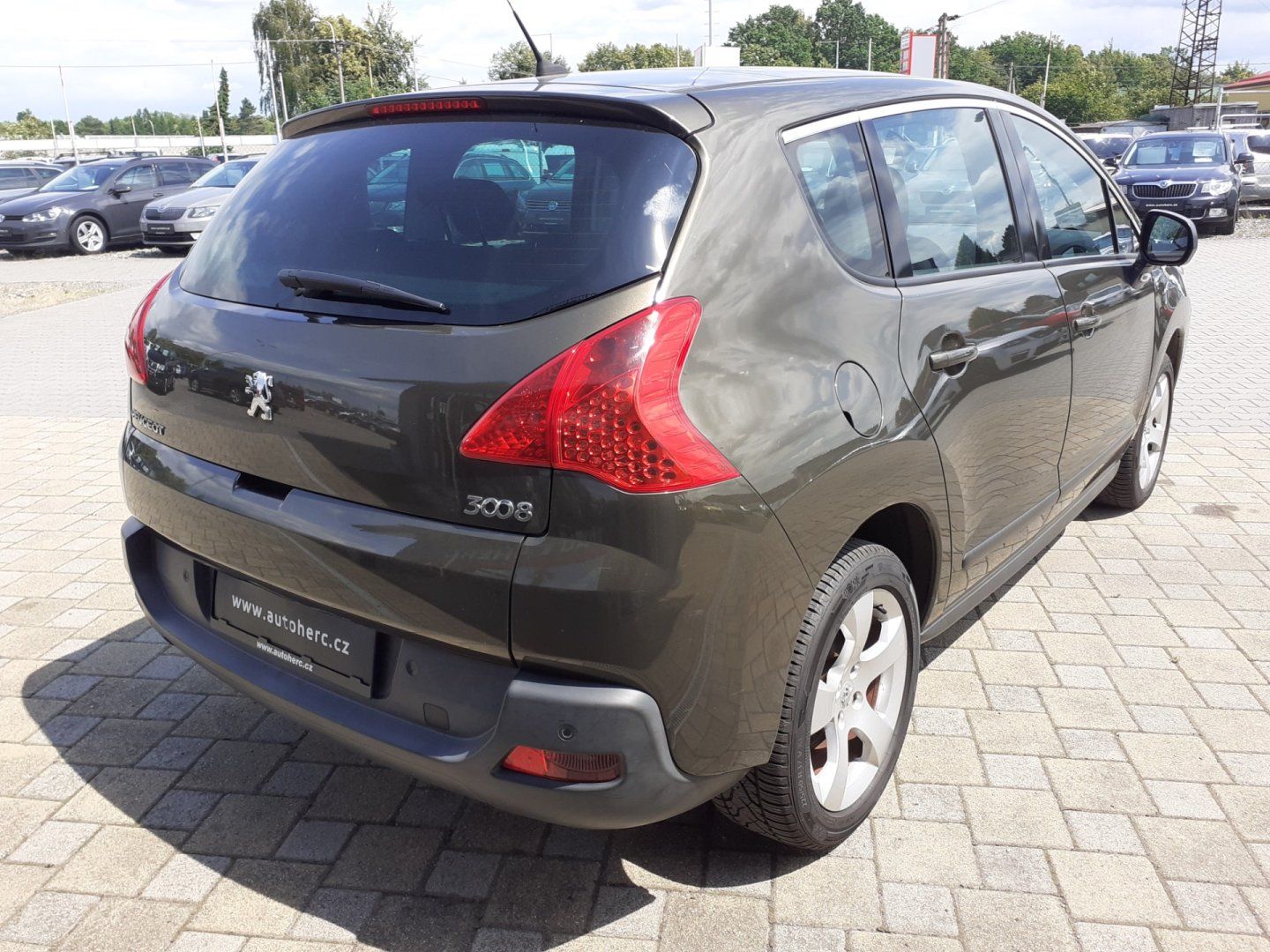 Peugeot 3008, 1.6 i 88 kW - fotka 4