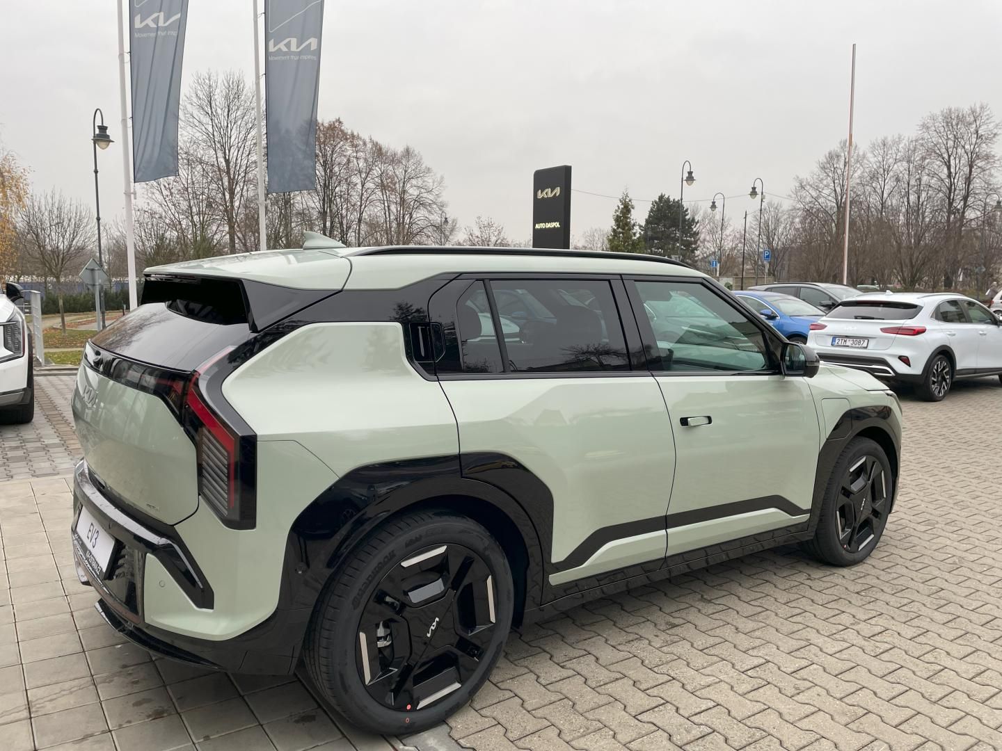Kia EV3, *AKCE* GT-LINE 150kW - fotka 3