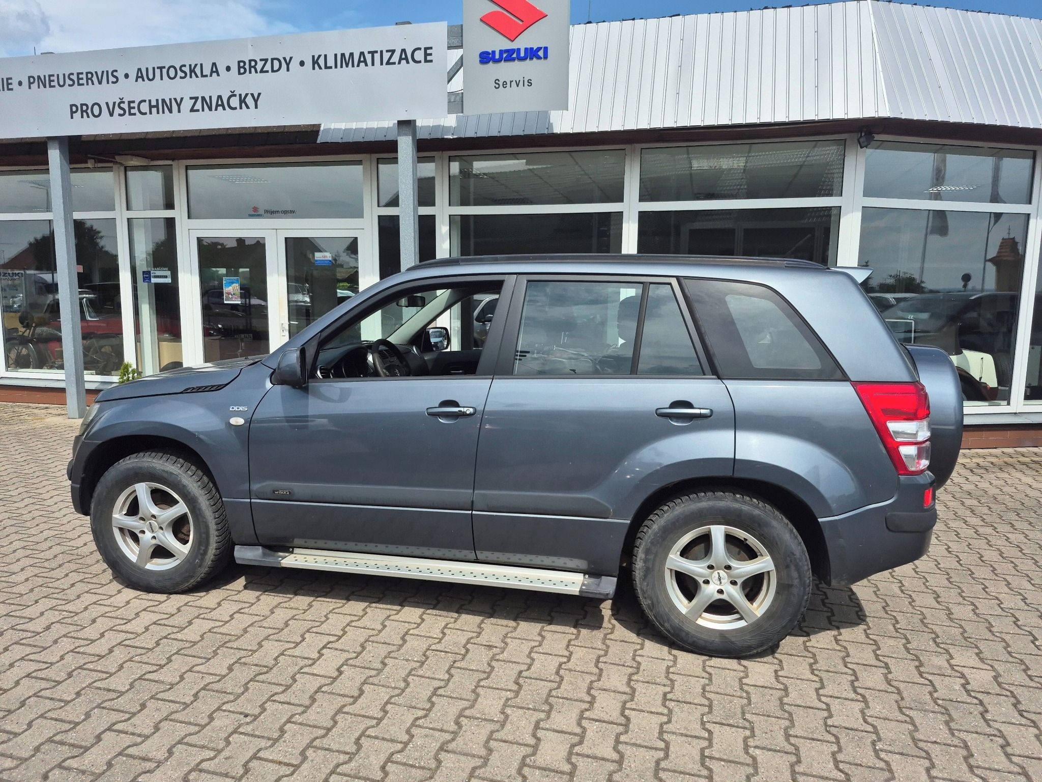 Suzuki Grand Vitara, Grand Vitara 1,9 DDiS - fotka 6