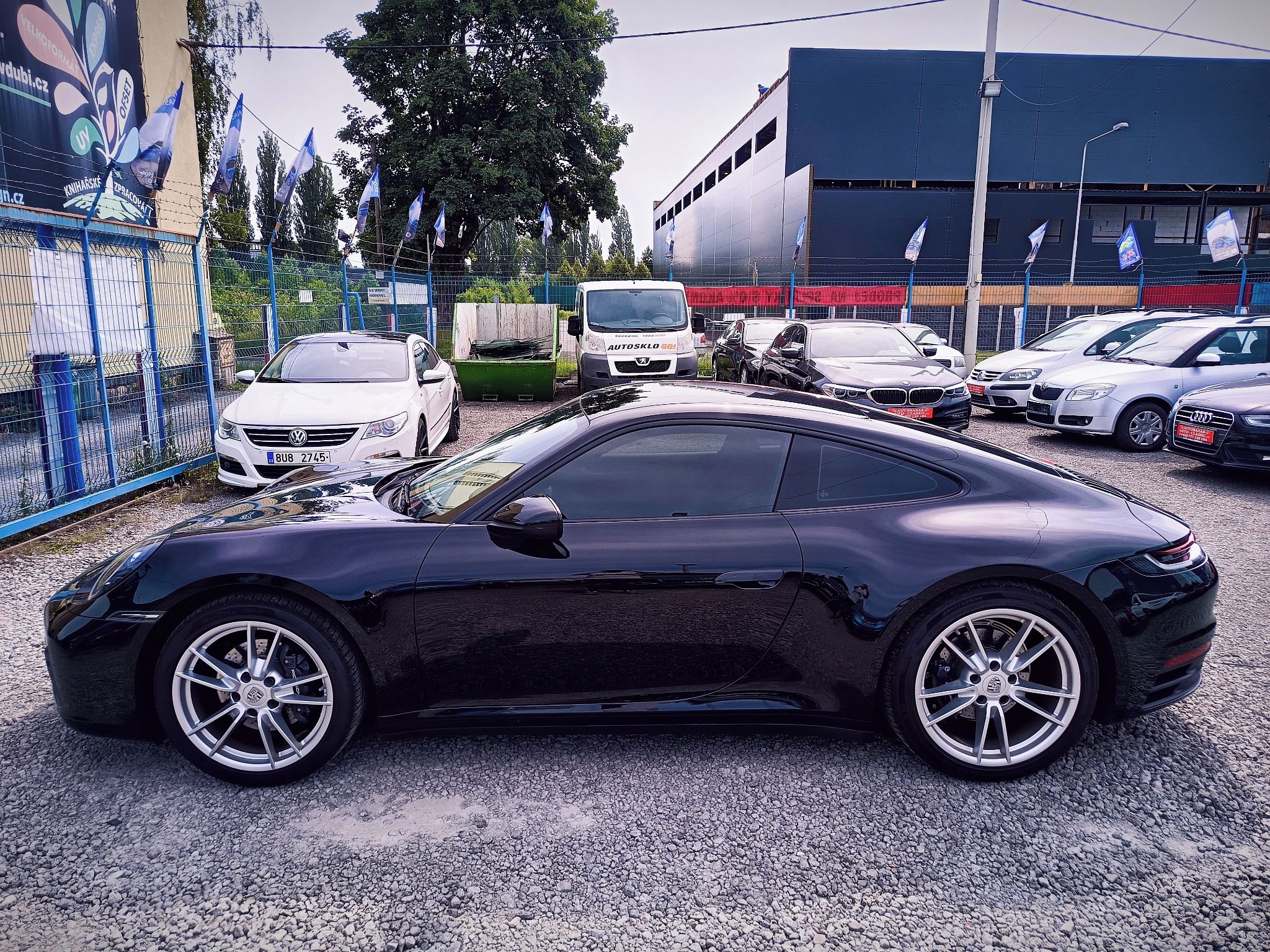 Porsche 911, Carrera 4 Coupé 911/992 ČR