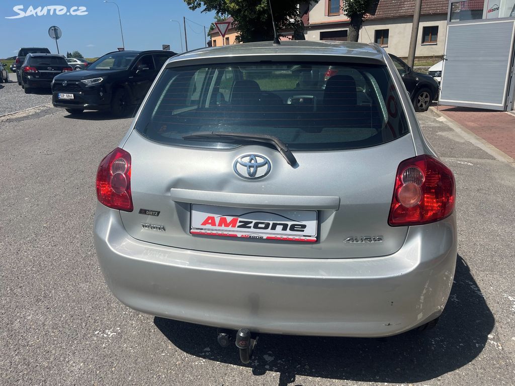 Toyota Auris, fotka 8