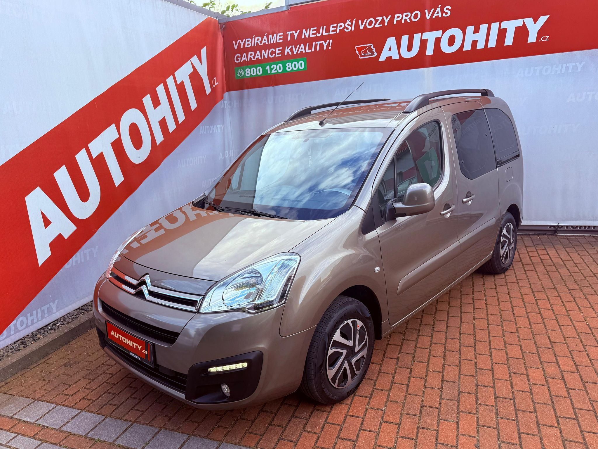 Citroën Berlingo, 1.6 HDi, ČR, Navigace, Kamera