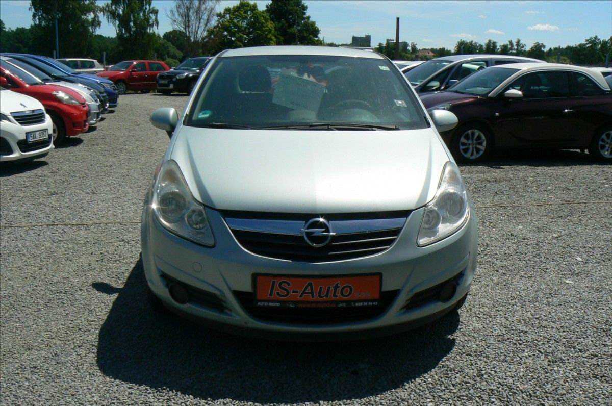Opel Corsa, 1,2 ECOTEC  -výsuvný nosič kol - fotka 3