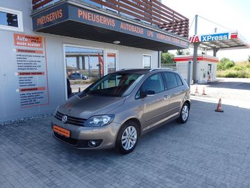 1.2TSI WEBASTO,NAVIGACE, ZÁVĚS
